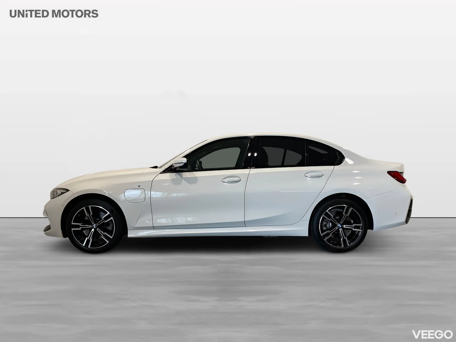 BMW 330 xDrive Sedan M-Sportpaket Sportstolar Drag 0kW