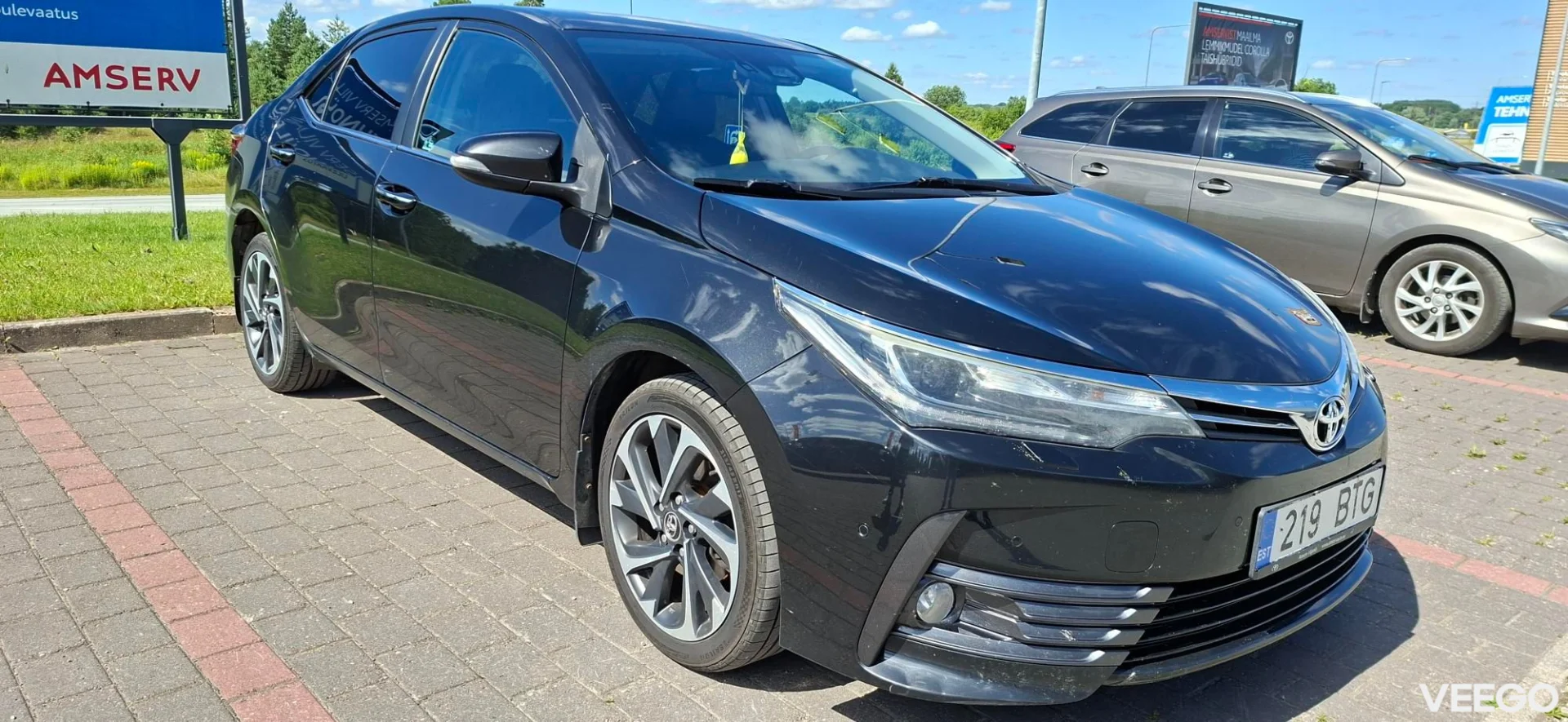 Toyota Corolla Luxury 97kW