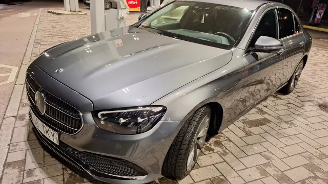 Image of Mercedes-Benz E 220 D E 2.0 147kW