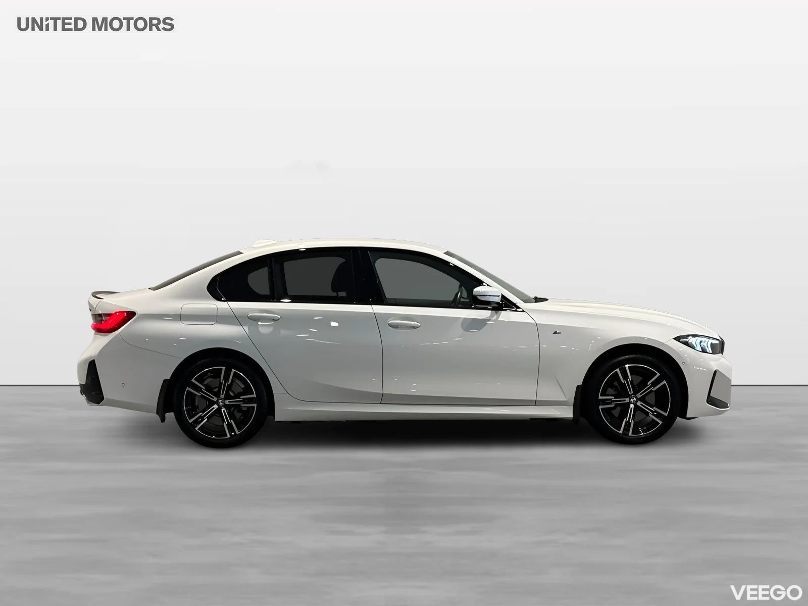 BMW 330 xDrive M Sport Drag Adaptiv Farth. Rattv 18" HiFi 0kW