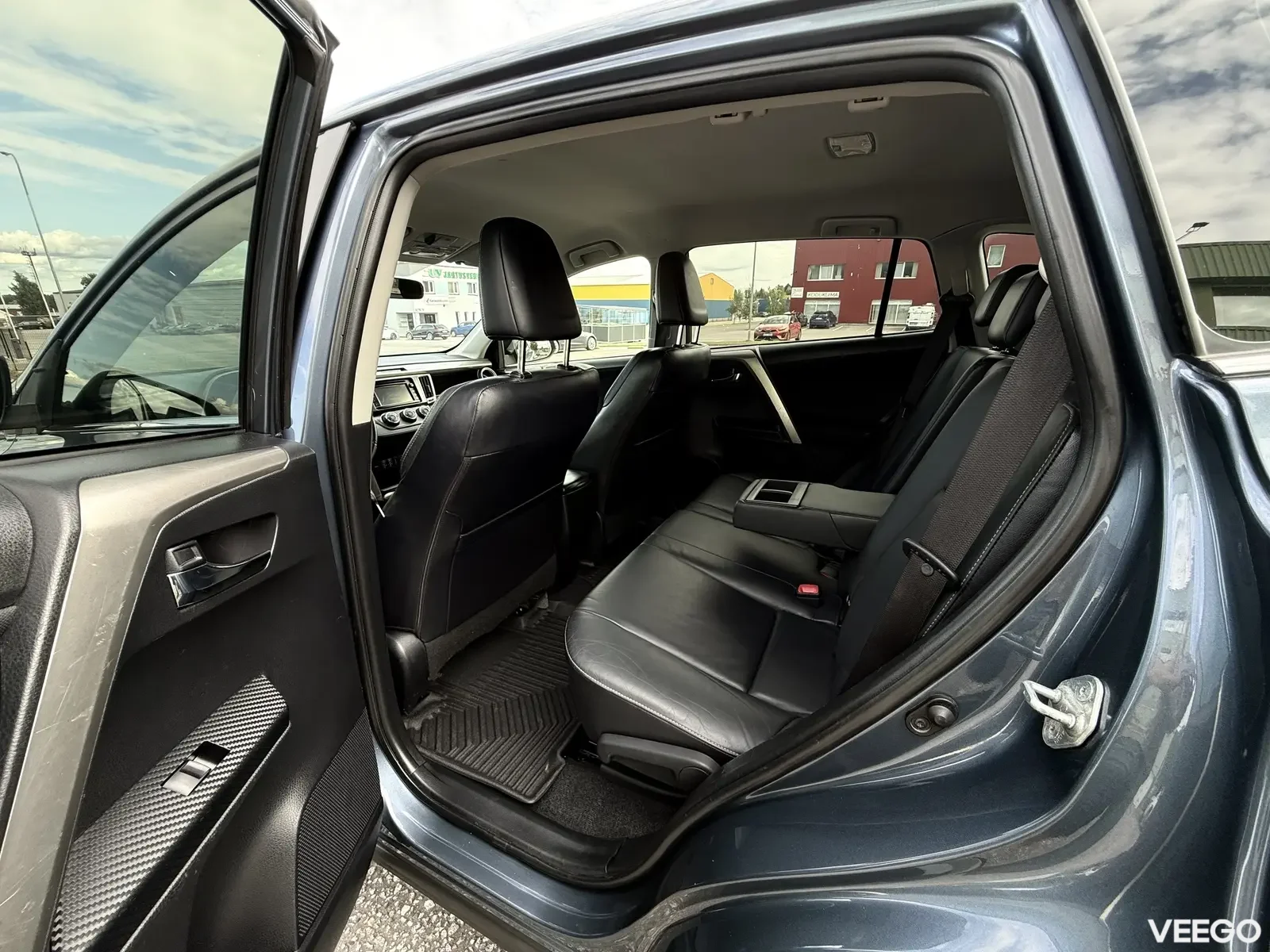 Toyota RAV4 AWD 4x4 Comfort 2.2 110kW