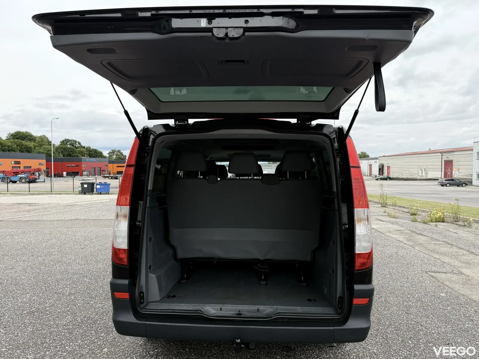 Mercedes-Benz Vito 111 Long 9k 2.1 85kW