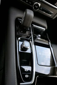 Volvo V90 AWD BRIGHT PLUS INTELLI SAFE PRO 2 251kW thumbnail
