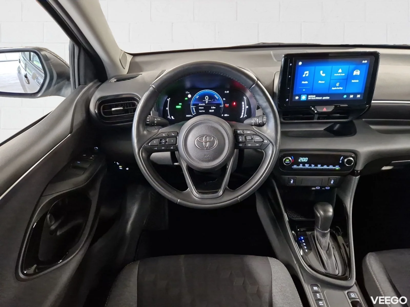 Toyota Yaris Active Plus 1.5 68kW