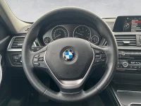 BMW 320 - 140kW thumbnail