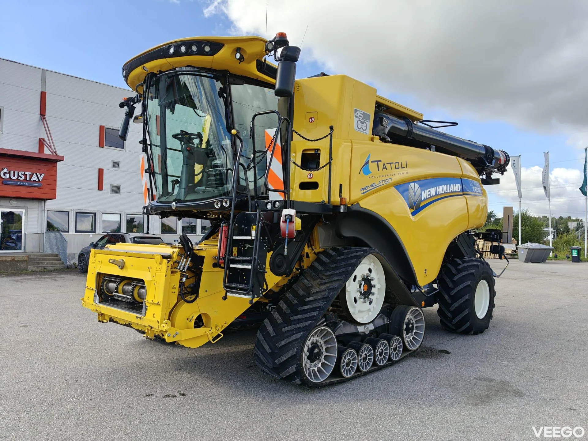New Holland CR Macdon FD140 515kW