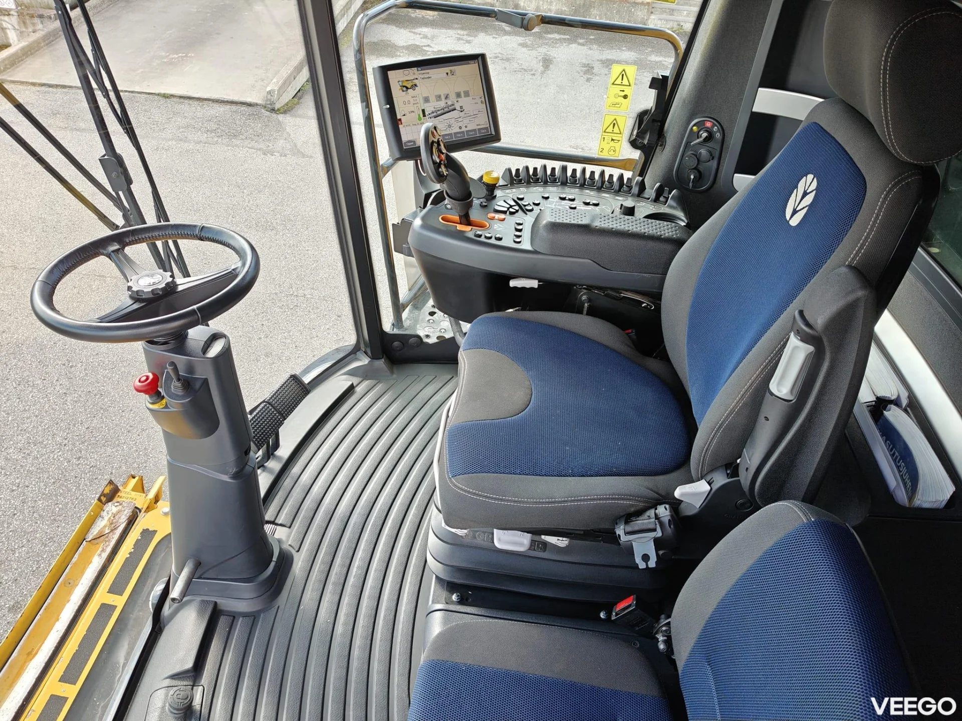 New Holland CR Macdon FD140 515kW