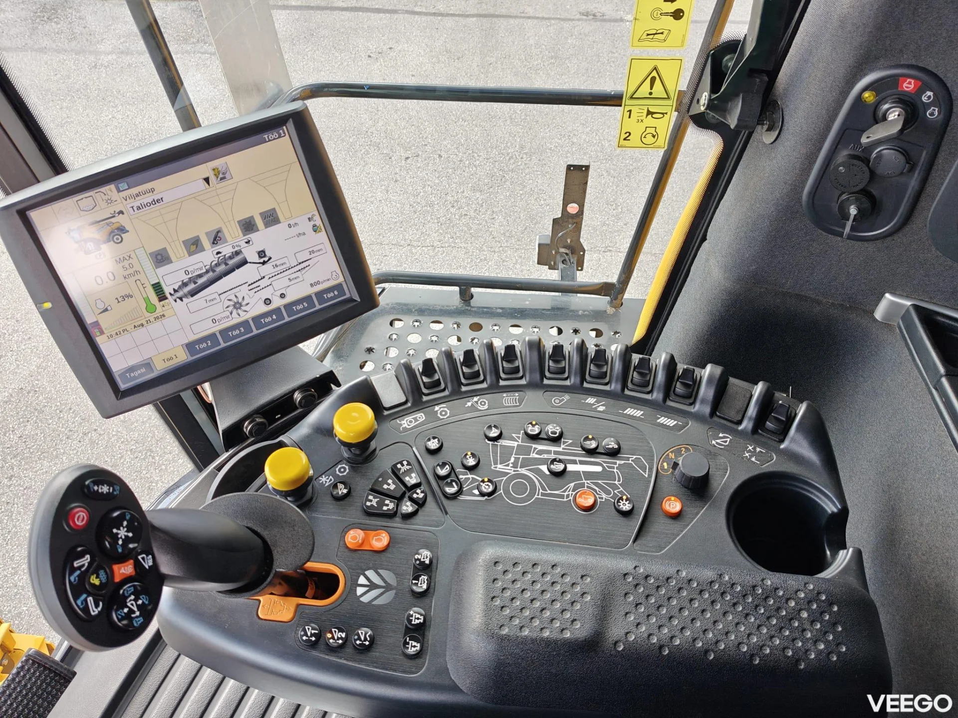 New Holland CR Macdon FD140 515kW