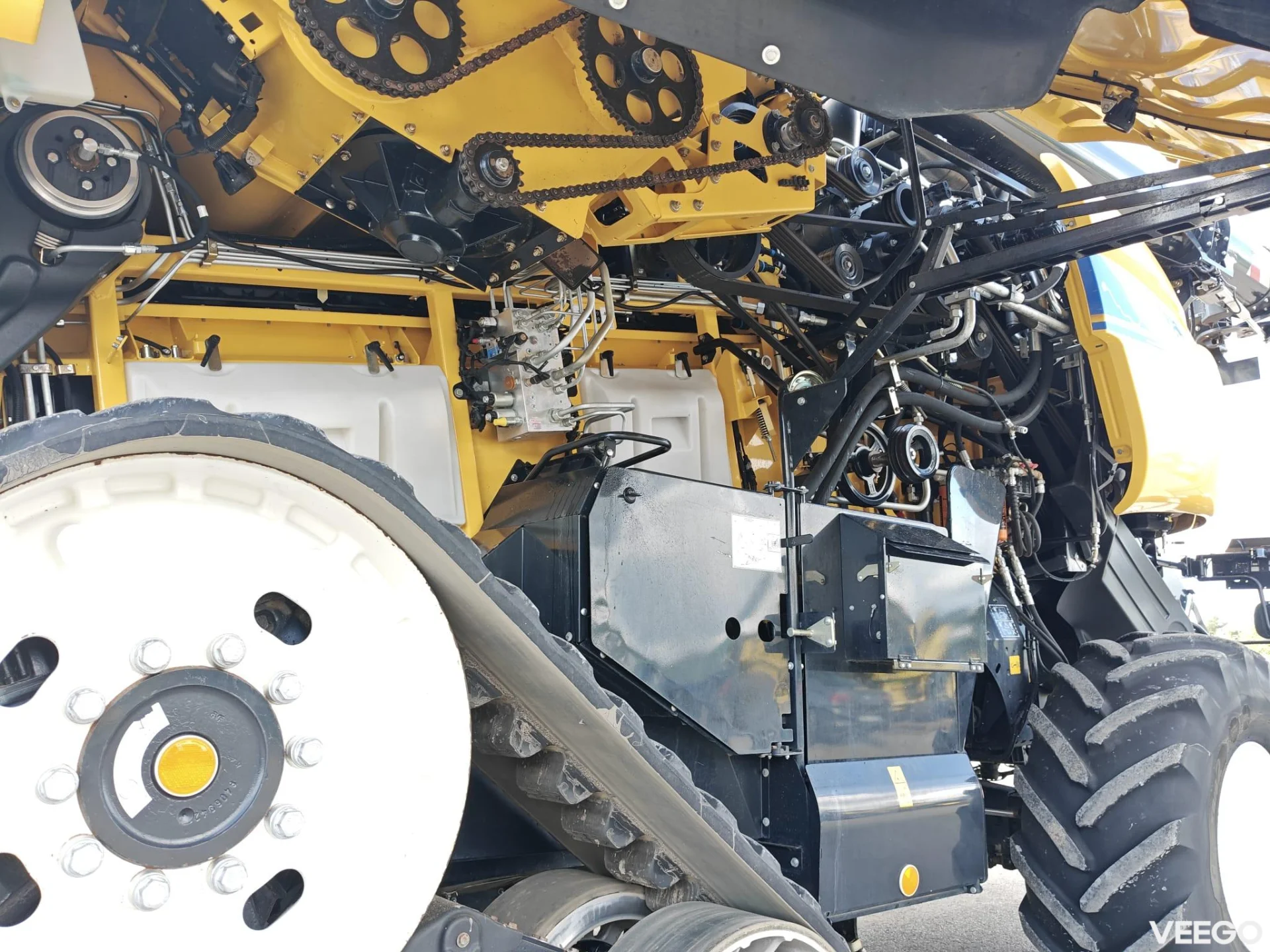 New Holland CR Macdon FD140 515kW