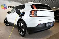 Volvo EX30 INTELLI SAFE PRO 200kW thumbnail