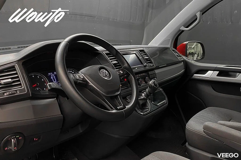 Volkswagen Multivan 2.0 TSI 150HK 7-Sits /Drag /Värmare 110kW