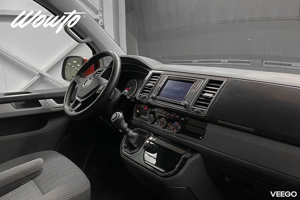 Volkswagen Multivan 2.0 TSI 150HK 7-Sits /Drag /Värmare 110kW