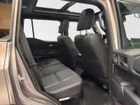 Toyota Land Cruiser Executive 2.8 151kW thumbnail