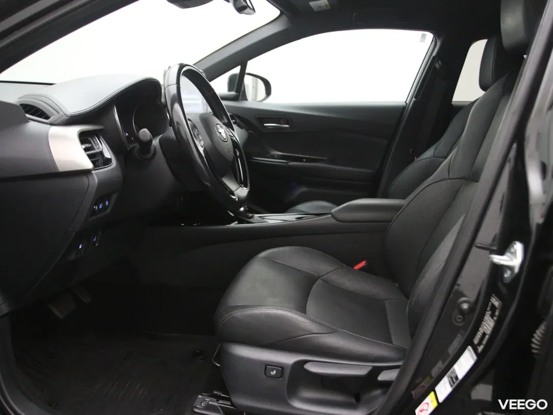 Toyota C-HR 1.8 90kW