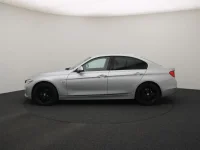 BMW 320 2 120kW thumbnail