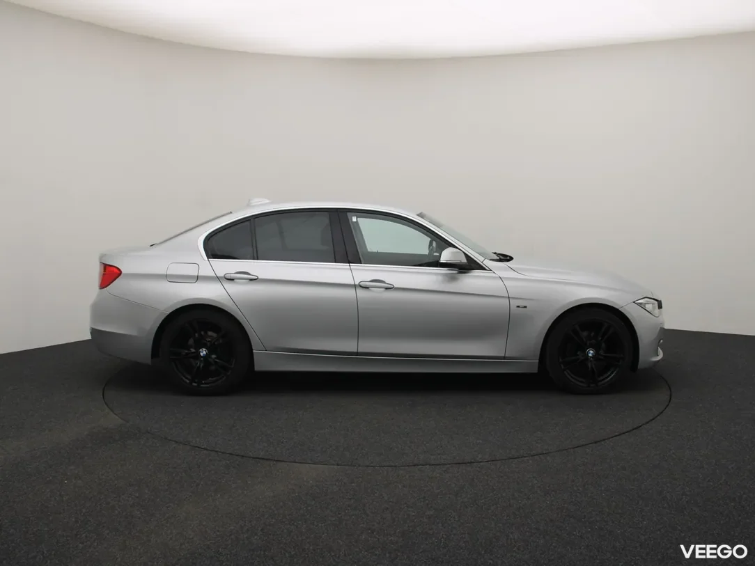 BMW 320 2 120kW