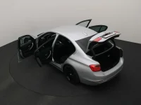 BMW 320 2 120kW thumbnail