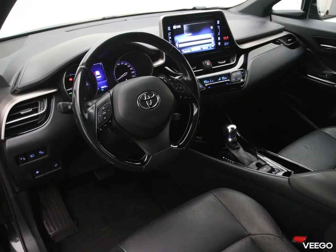 Toyota C-HR 1.8 90kW