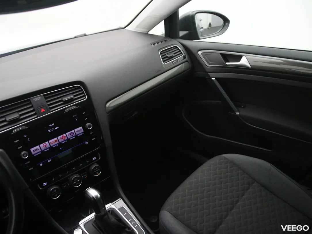 Volkswagen Golf 1.5 96kW