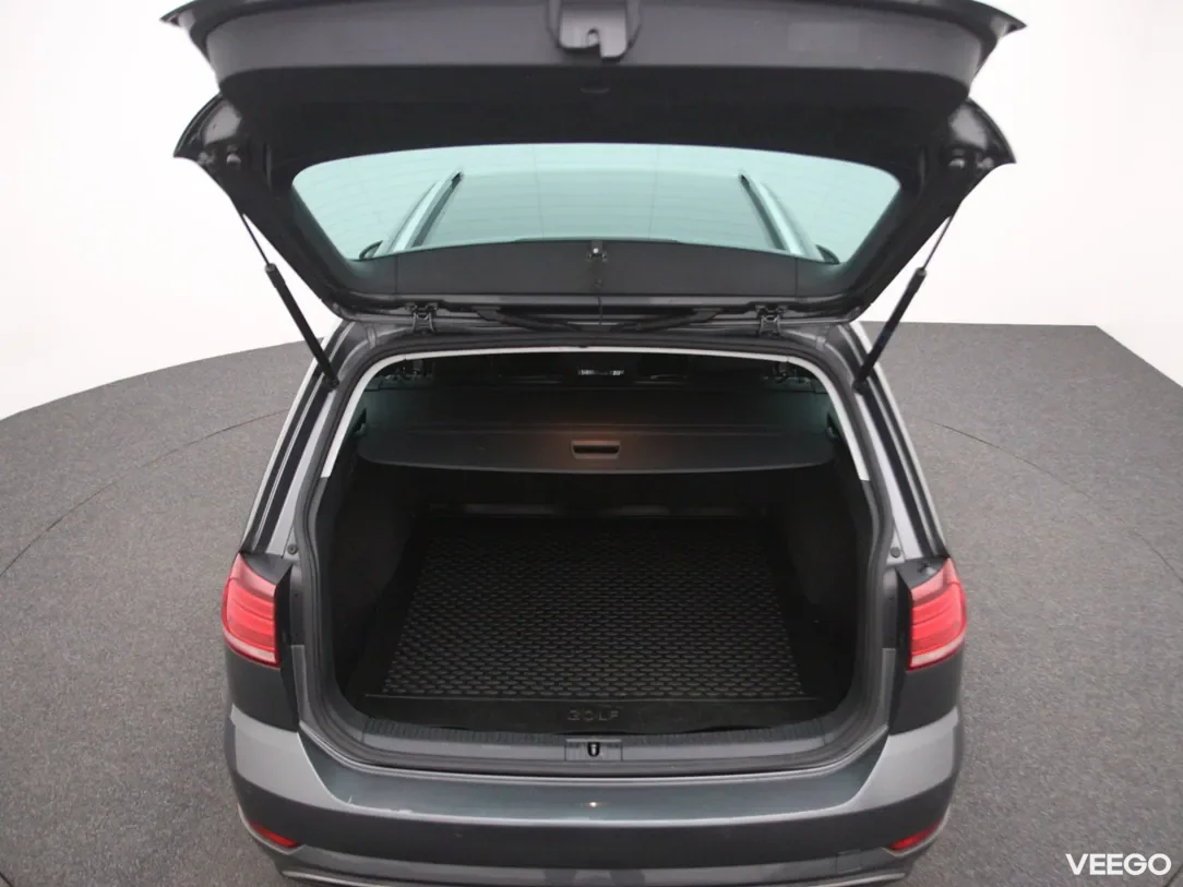 Volkswagen Golf 1.5 96kW