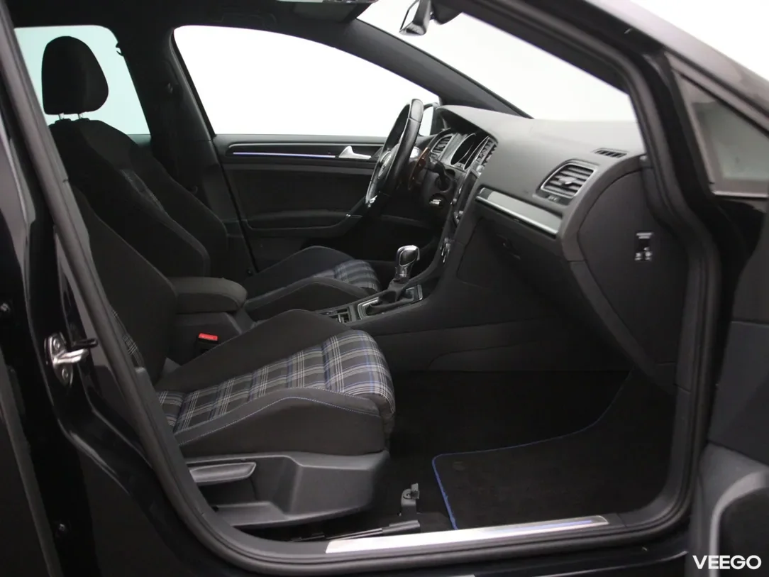 Volkswagen Golf 1.4 150kW