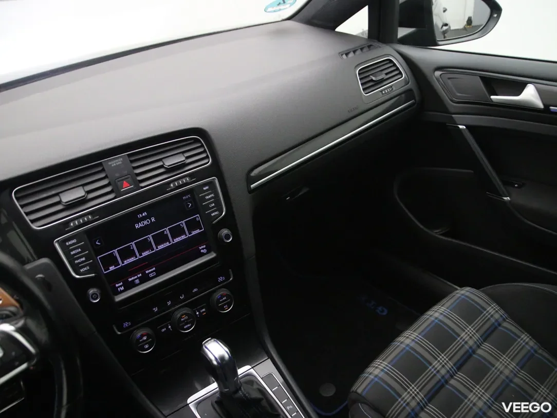 Volkswagen Golf 1.4 150kW