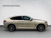 BMW X4 M-Sportpakett 140kW thumbnail