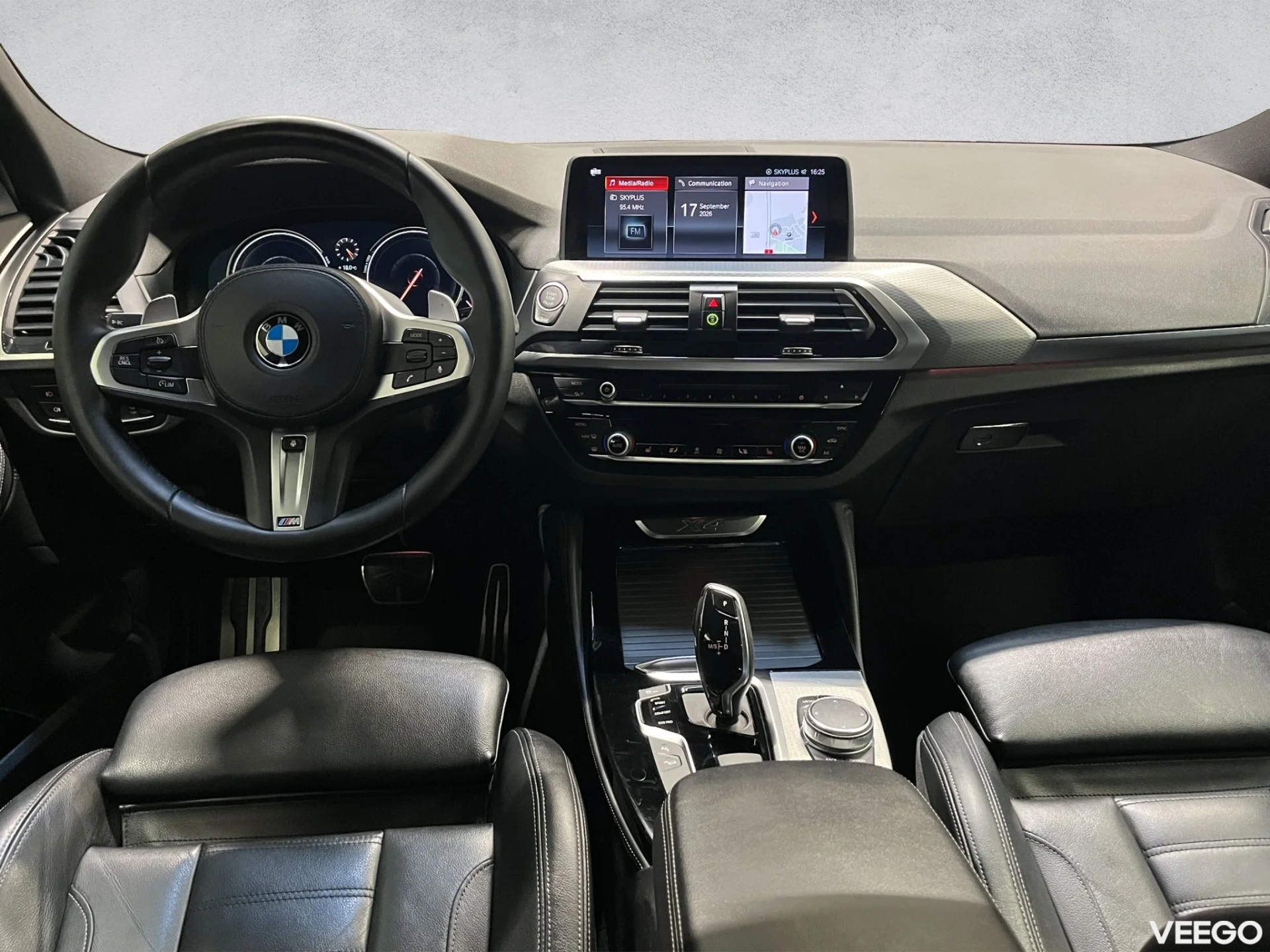 BMW X4 M-Sportpakett 140kW