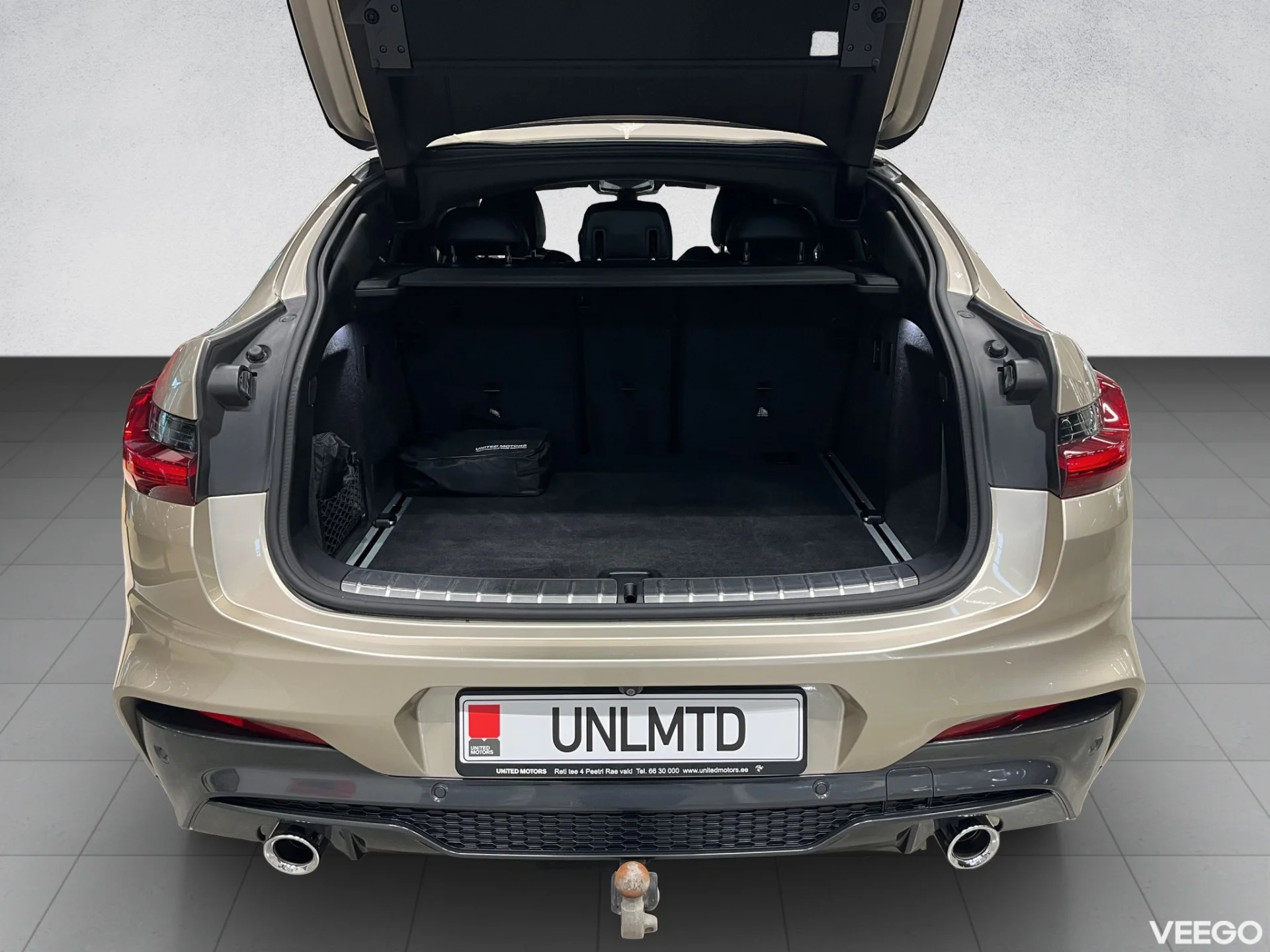 BMW X4 M-Sportpakett 140kW