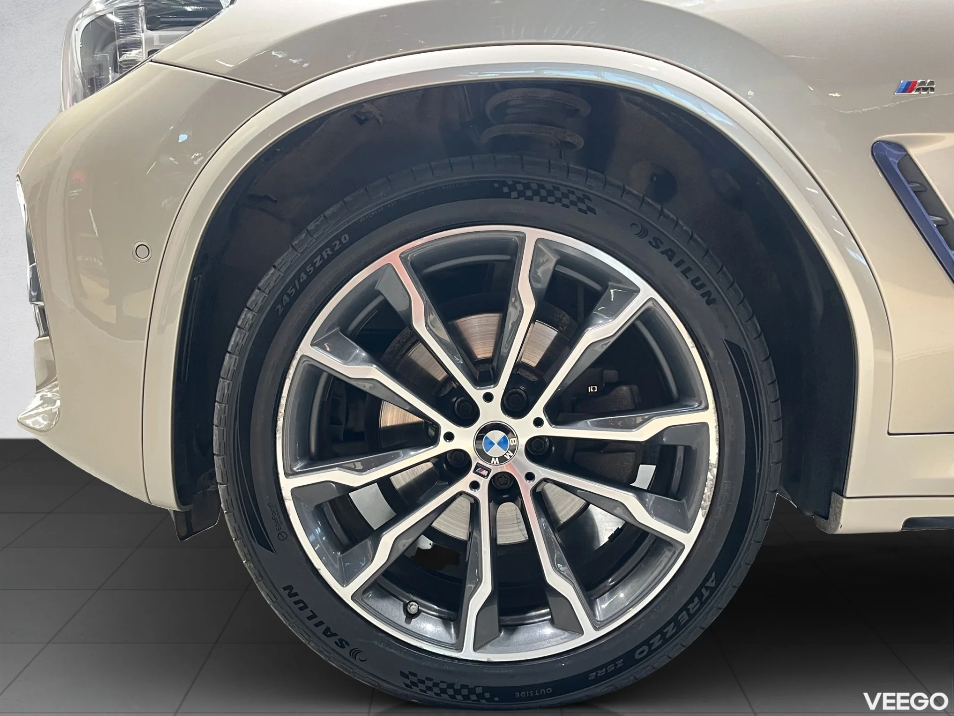 BMW X4 M-Sportpakett 140kW