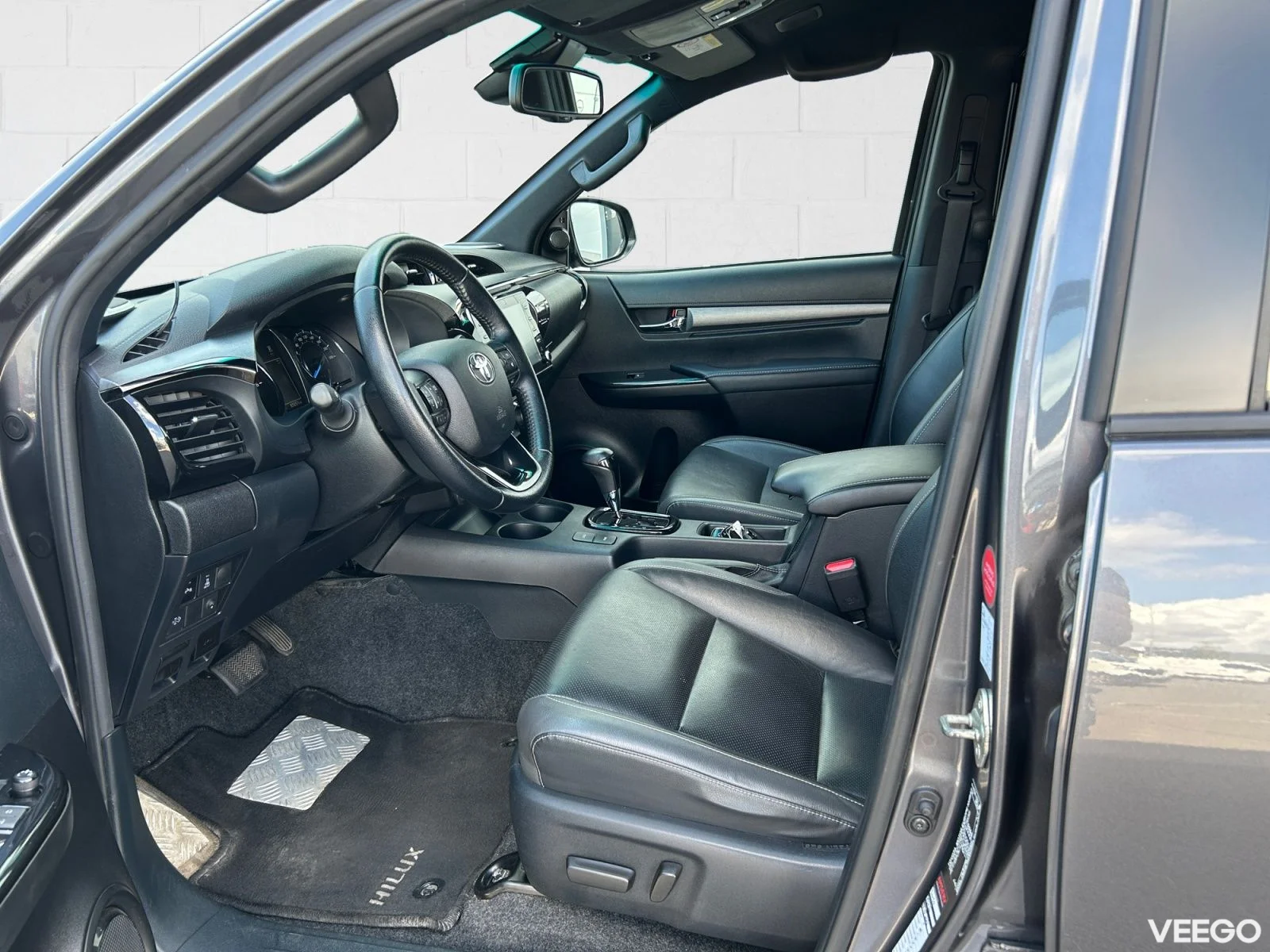 Toyota Hilux Invincible 2.8 150kW