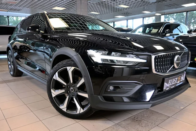 Image of Volvo V60 Cross Country AWD BRIGHT PLUS INTELLI SAFE FACELIFT 2023 2 145kW