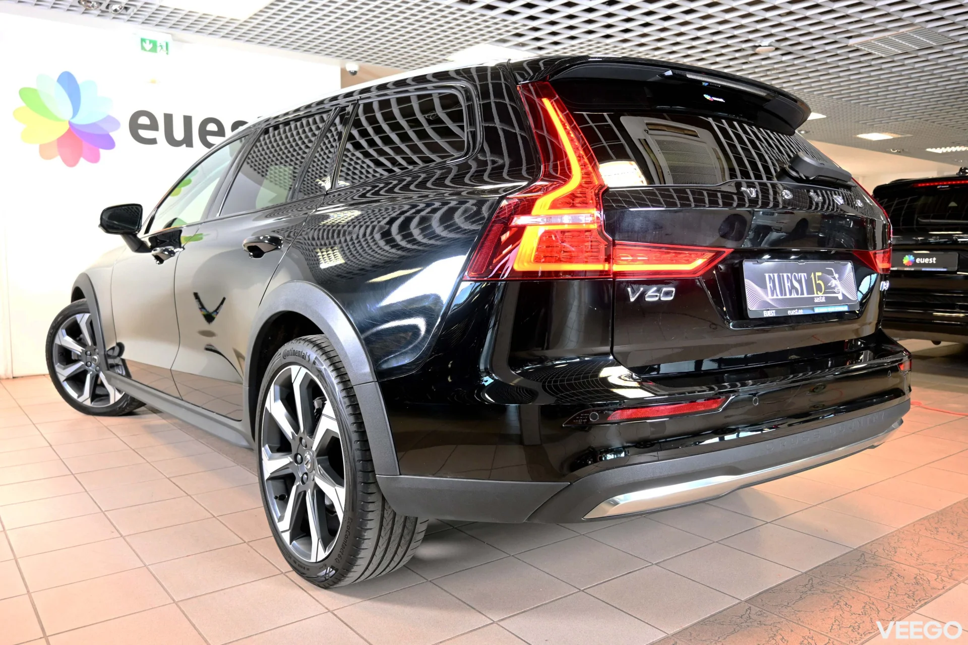 Volvo V60 Cross Country AWD BRIGHT PLUS INTELLI SAFE FACELIFT 2023 2 145kW