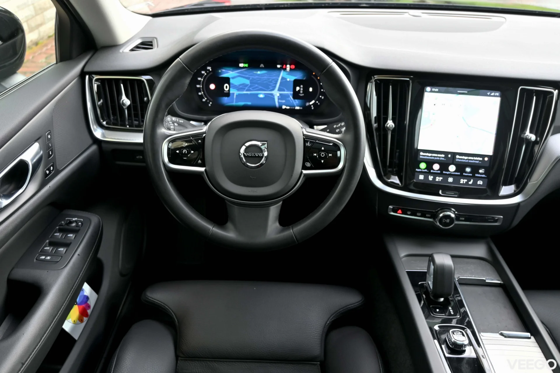 Volvo V60 Cross Country AWD BRIGHT PLUS INTELLI SAFE FACELIFT 2023 2 145kW