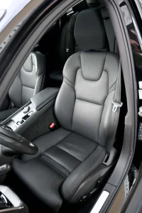 Volvo V60 Cross Country AWD BRIGHT PLUS INTELLI SAFE FACELIFT 2023 2 145kW thumbnail