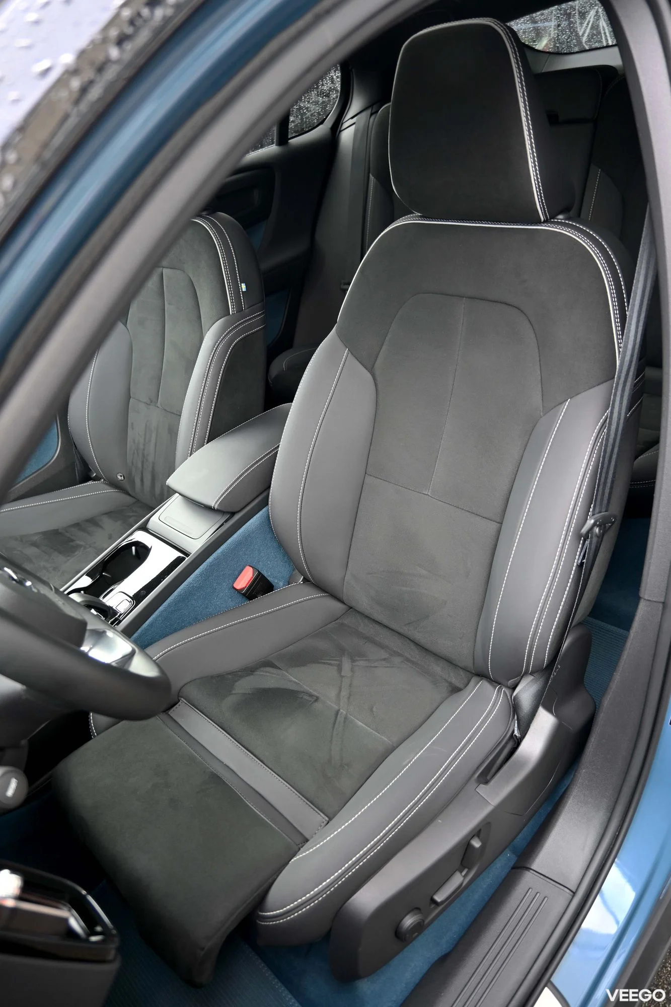 Volvo C40 AWD ULTIMATE INTELLI SAFE XENIUM FULL MY2023 300kW