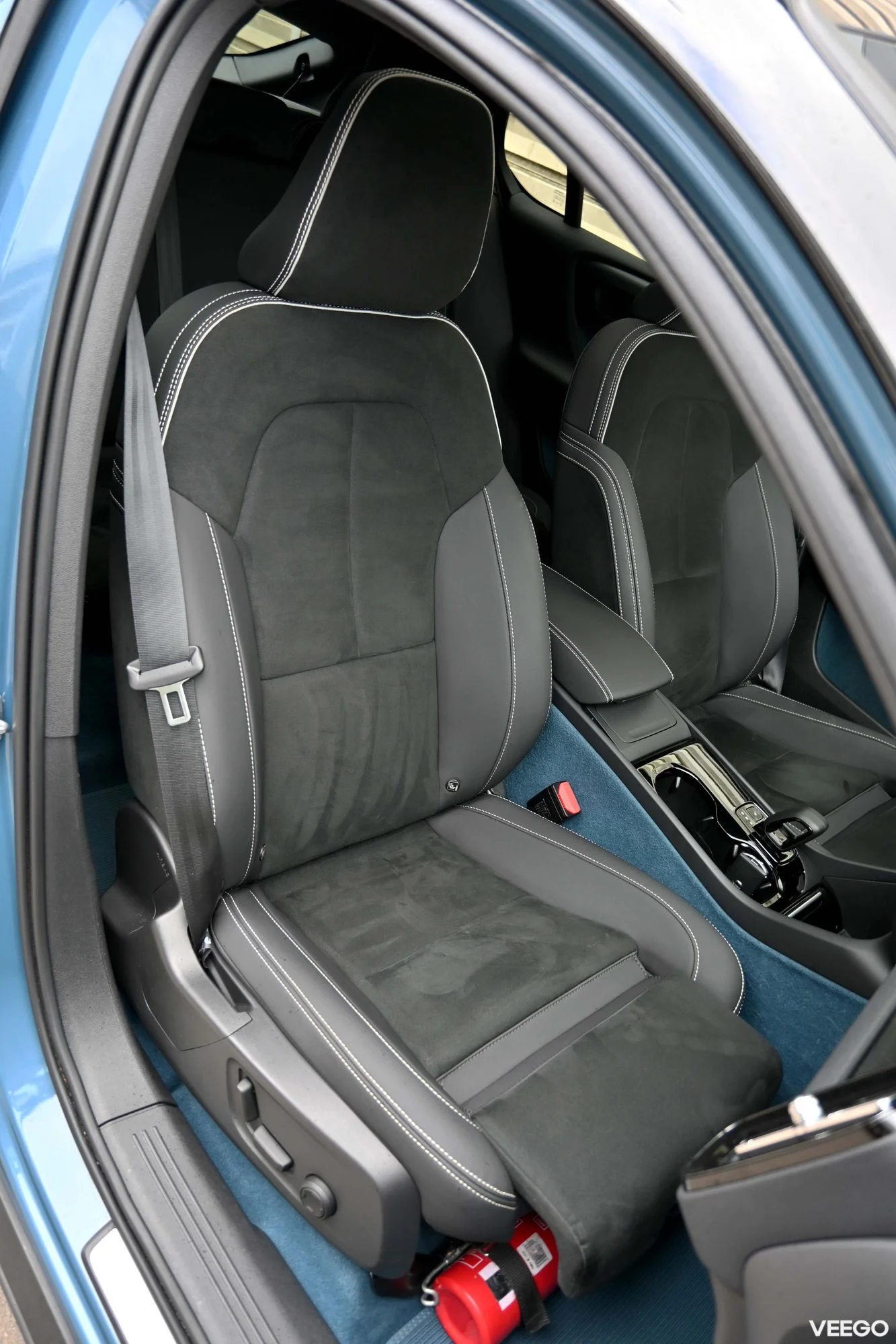 Volvo C40 AWD ULTIMATE INTELLI SAFE XENIUM FULL MY2023 300kW