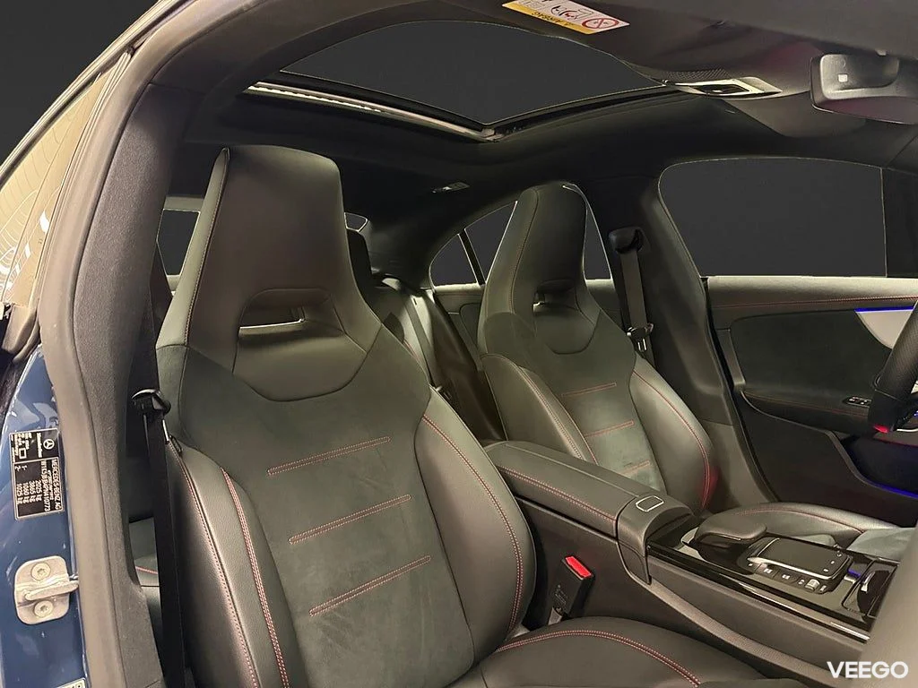 Mercedes-Benz CLA 200 4M 163HK AMG /Pano /Burmester 120kW