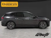 BMW iX xDrive40 326Hk /Sky Lounge /360 /Se Spec /Moms 240kW thumbnail