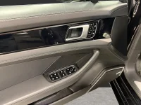 Porsche Panamera 4 E-Hybrid PDK 462HK /Pano /Soft Close/Spec 340kW thumbnail