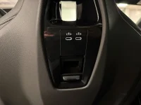 BMW iX xDrive40 326Hk /Sky Lounge /360 /Se Spec /Moms 240kW thumbnail