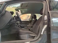 Volkswagen Golf 2 110kW thumbnail