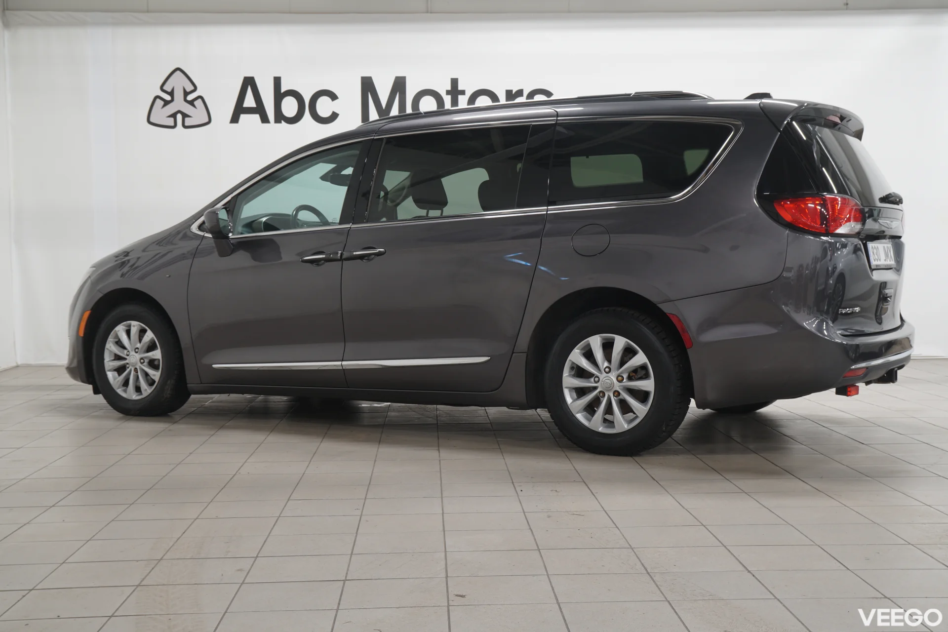 Chrysler Pacifica Touring 3.6 214kW