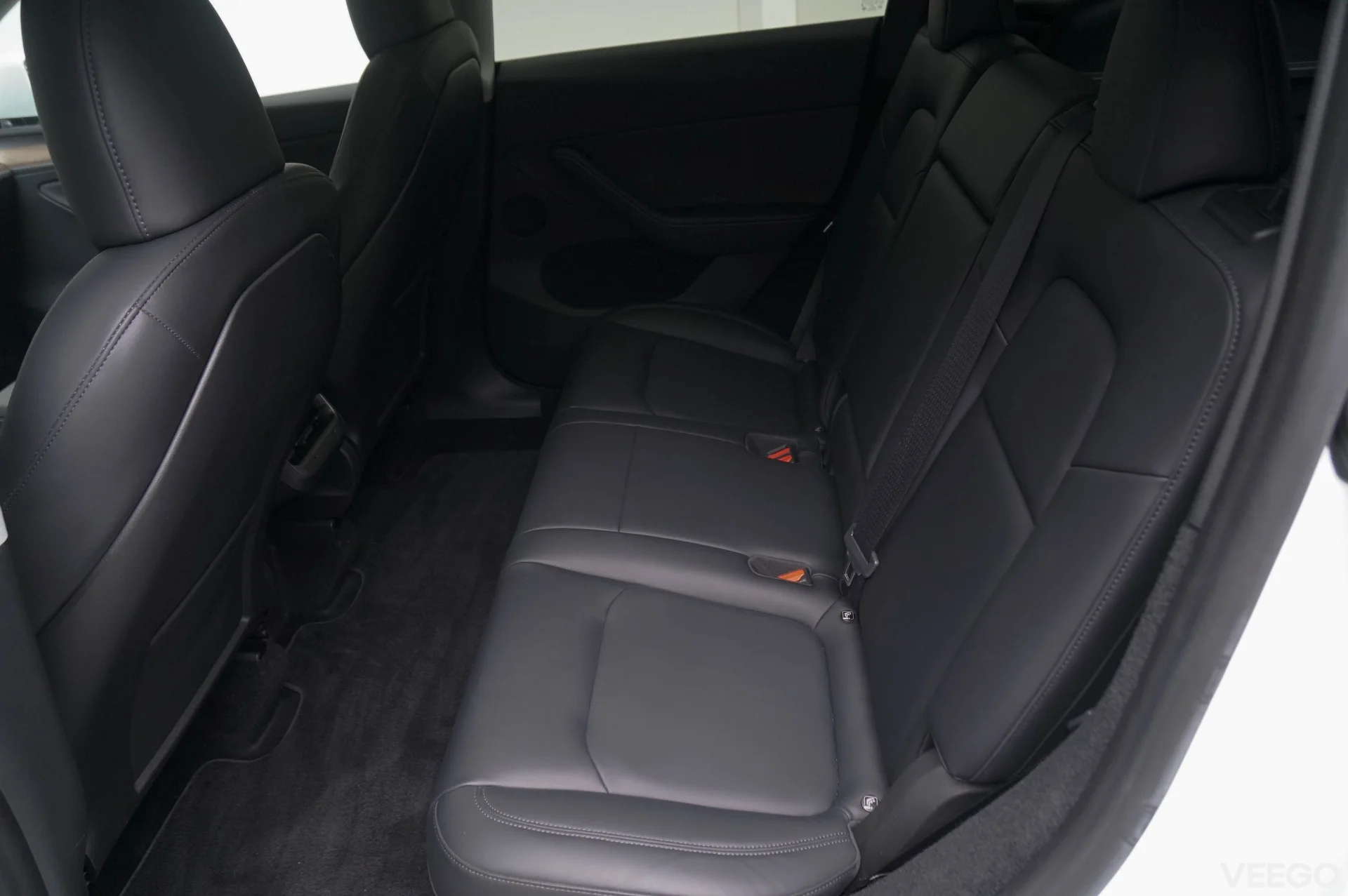 Tesla Model Y AWD Dual Motor Performance 185kW