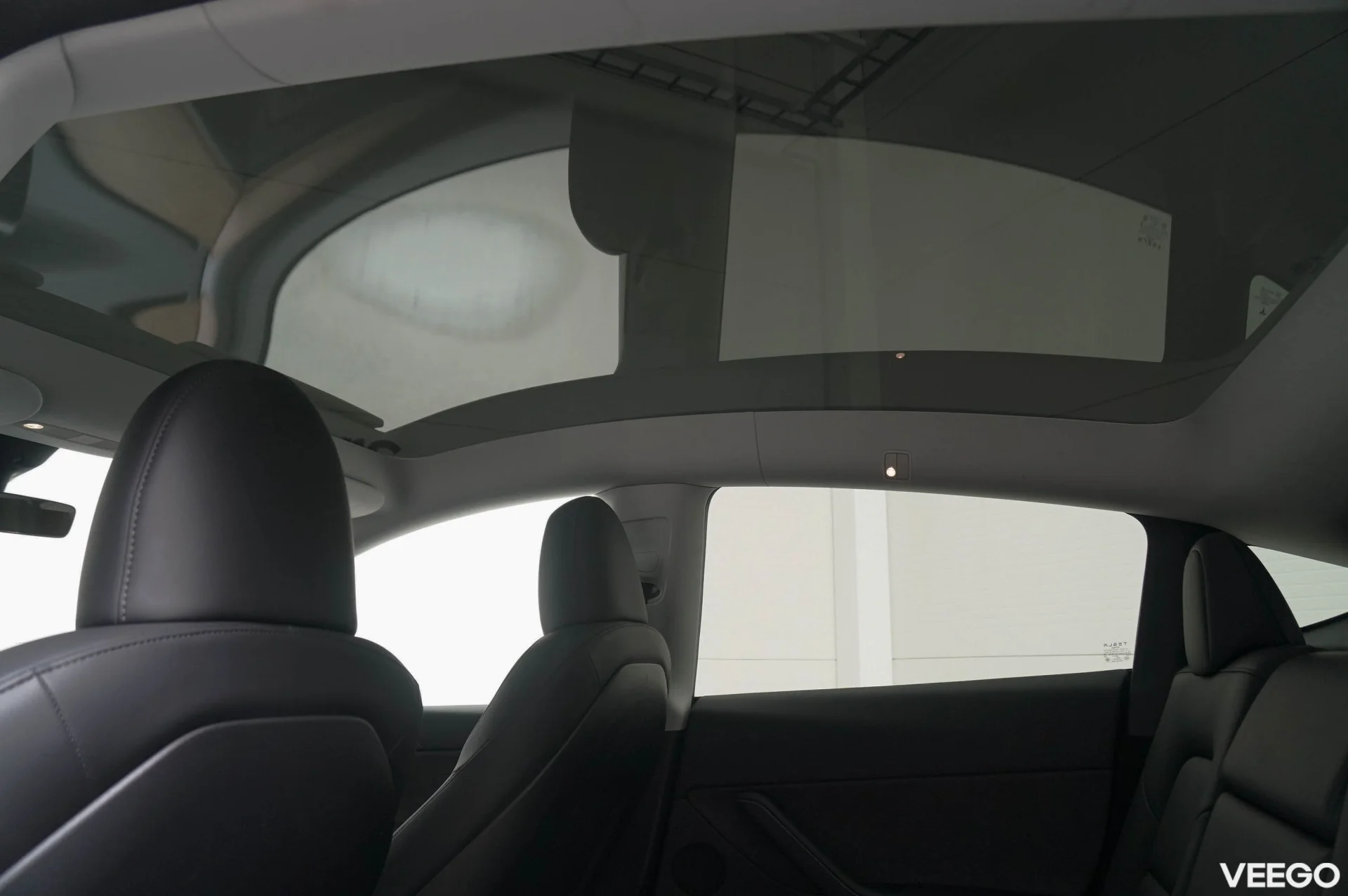 Tesla Model Y AWD Dual Motor Performance 185kW
