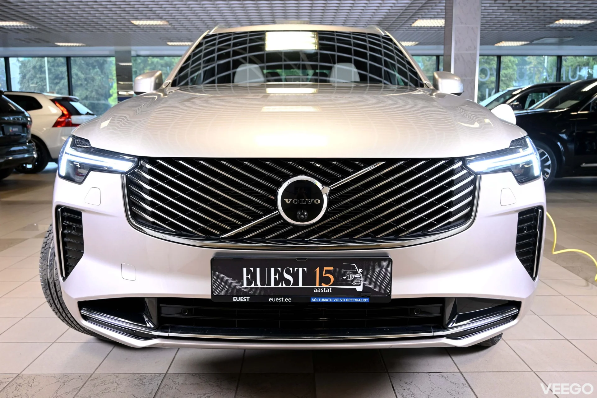 Volvo XC90 AWD B&W 4C LUXURY+ ULTRA BRIGHT FULL XENIUM INTELLI PRO MY26 2 335kW