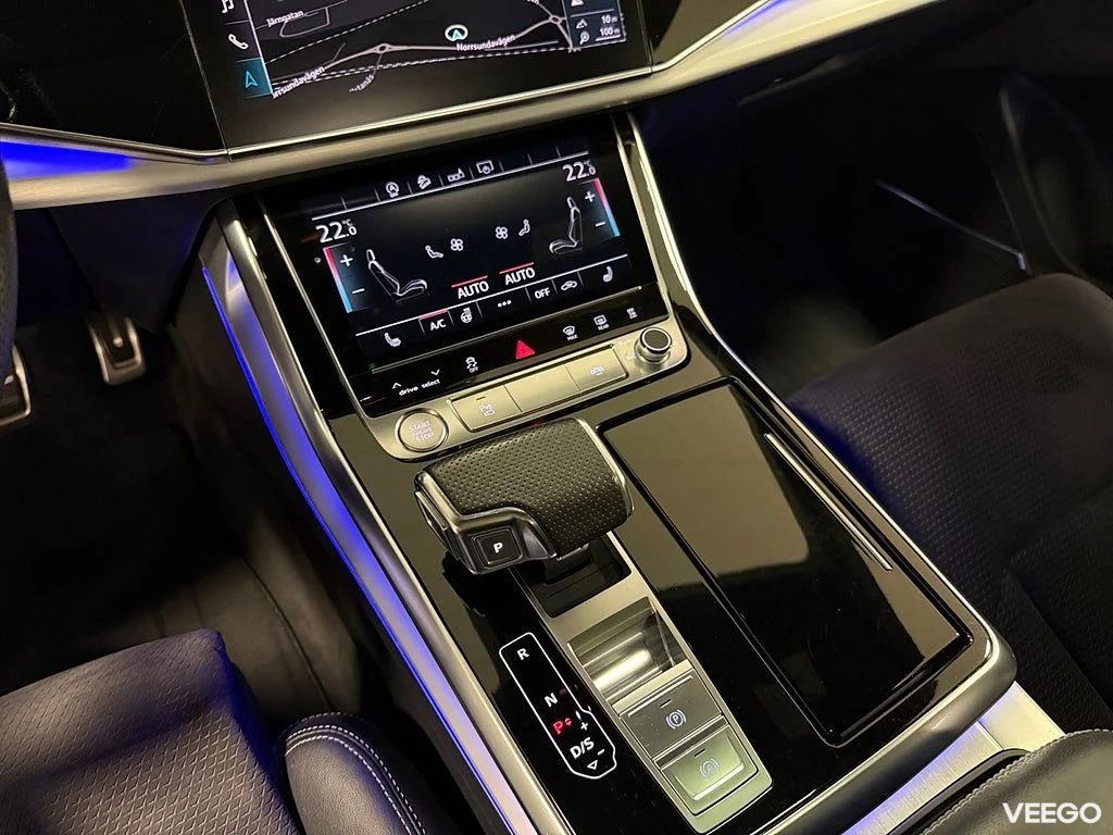 Audi Q8 50 TDI Q 286HK S-Line Selection /B&O /Pano /Se Spec 210kW