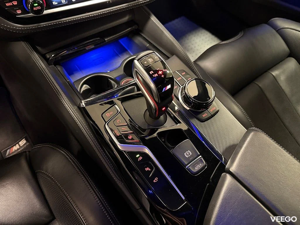 BMW M5 Competition 720HK /Sv-Såld /B&W /Night Vis /Se Spec 530kW
