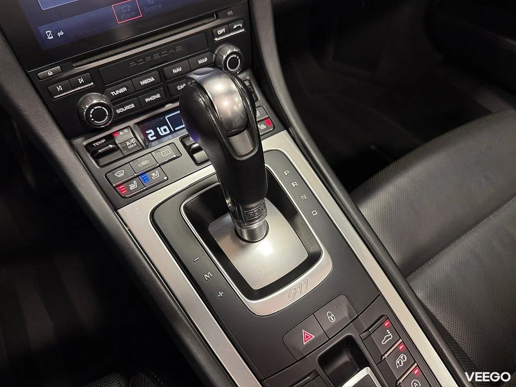 Porsche 911 991.2 Carrera 4S Cab PDK 420HK / PDCC / Se Spec 309kW