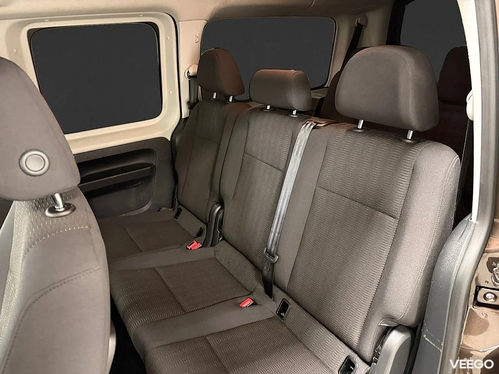 Volkswagen Caddy Maxi Life 2.0 TDI 4M DSG 150HK 7-Sits /Moms 110kW